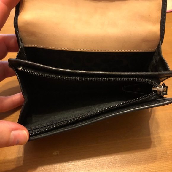 Wallet - Picture 4 of 5